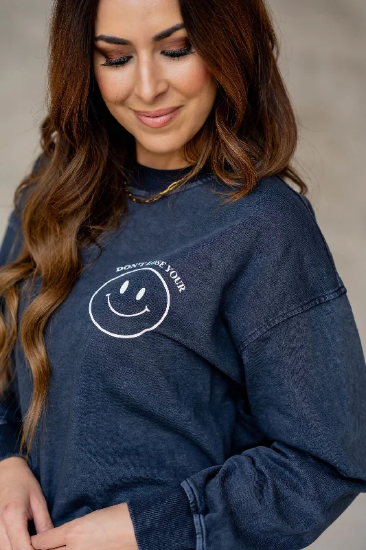 Steals and Deals Don't Lose Your Smile Graphic Crewneck