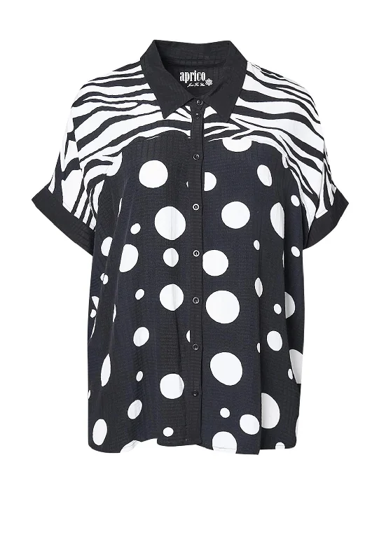 Weekend Savings Galore Aprico Curve Caring Polka Mix Short Sleeve Shirt, Black