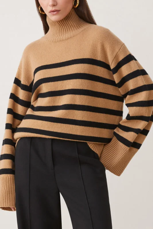 Act Fast PALACIO MOCK NECK SWEATER
