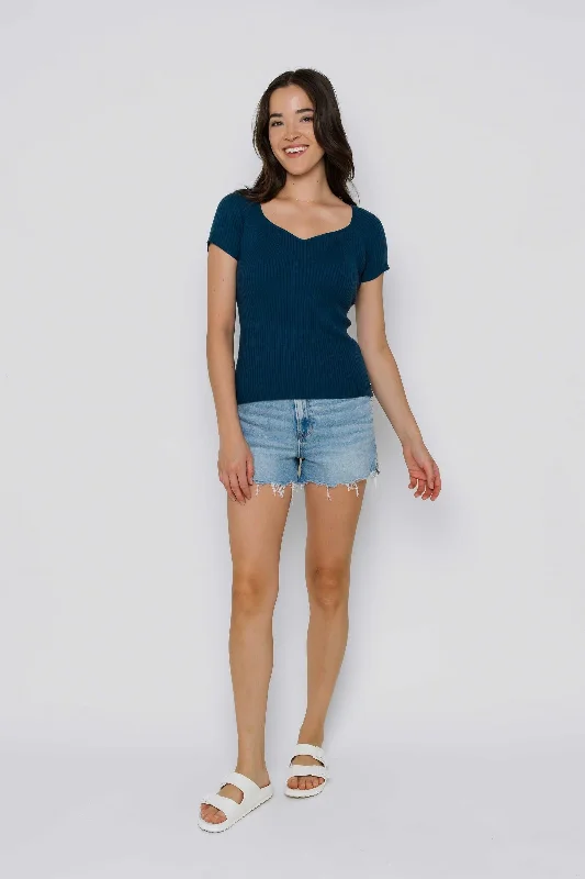 Year-End Sale Rose Sweetheart Sweater
