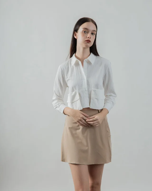 Weekend Discounts to Savor Detachable Pocket Collared Shirt (White)