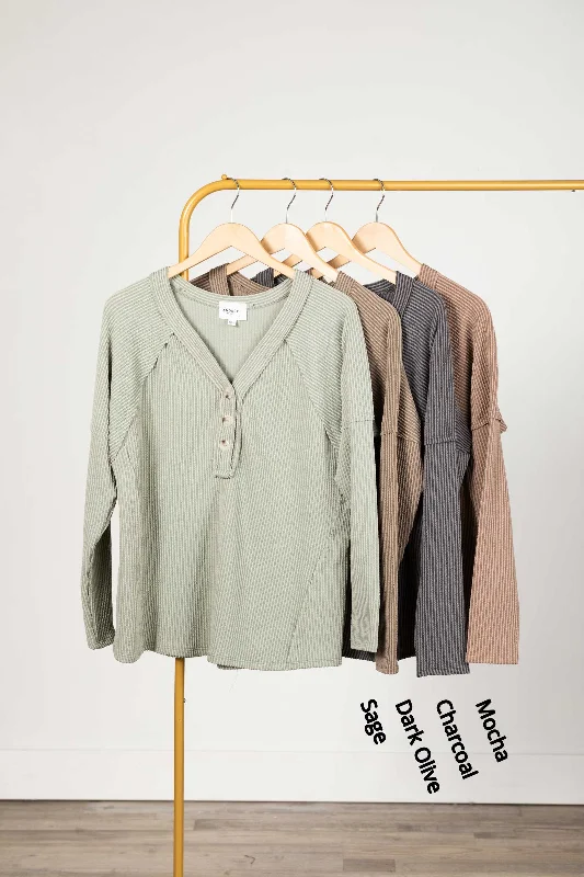 Final Markdown Raised Ribbed Button V-Neck Knit Top