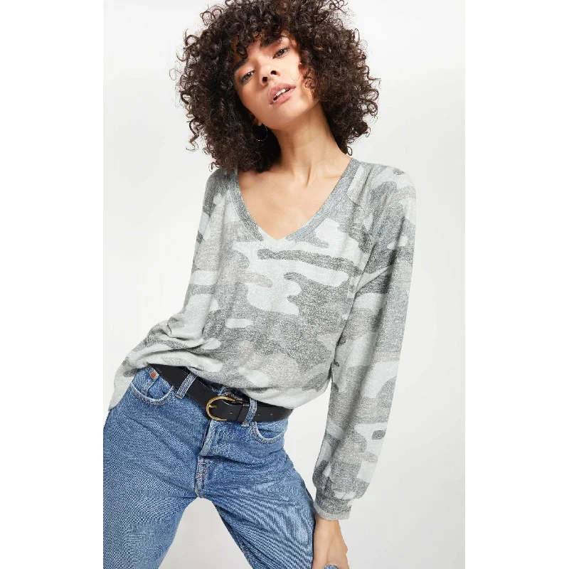 Price Rollback Plira Camo Sweater Slub