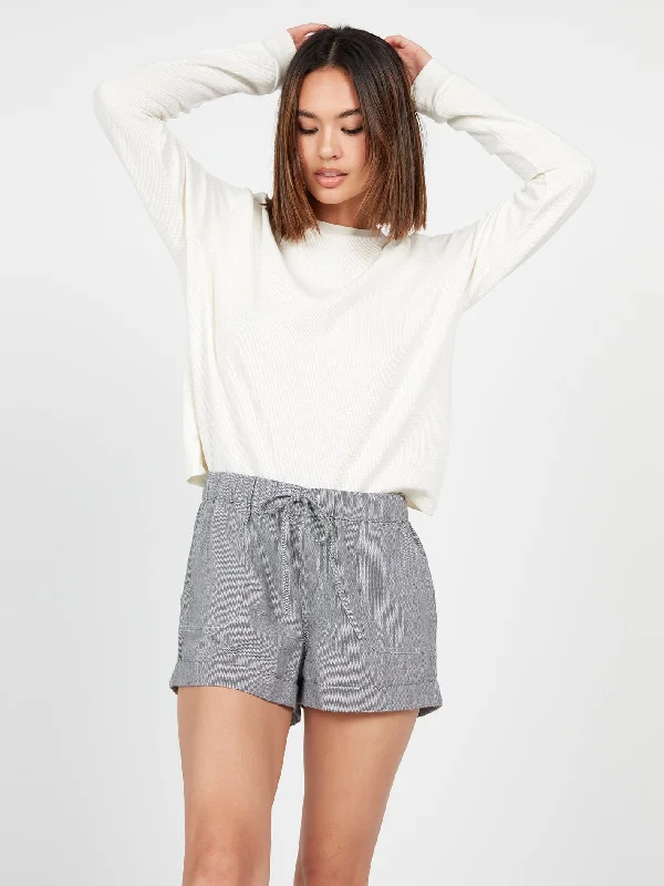 Discount Days Sunday Strut Shorts - Black Stripe
