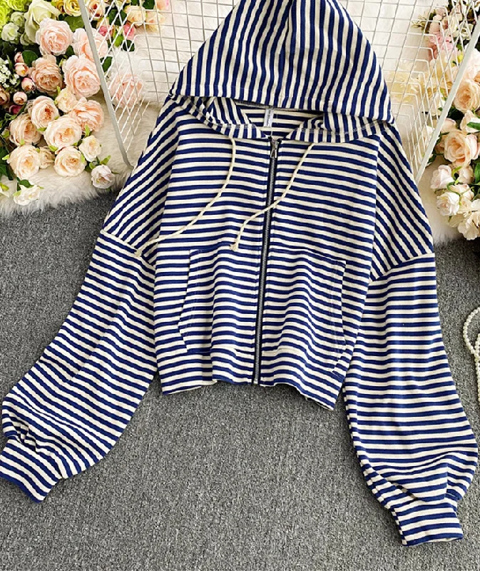 Weekend Discounts to Enjoy Simple striped hoodie  238