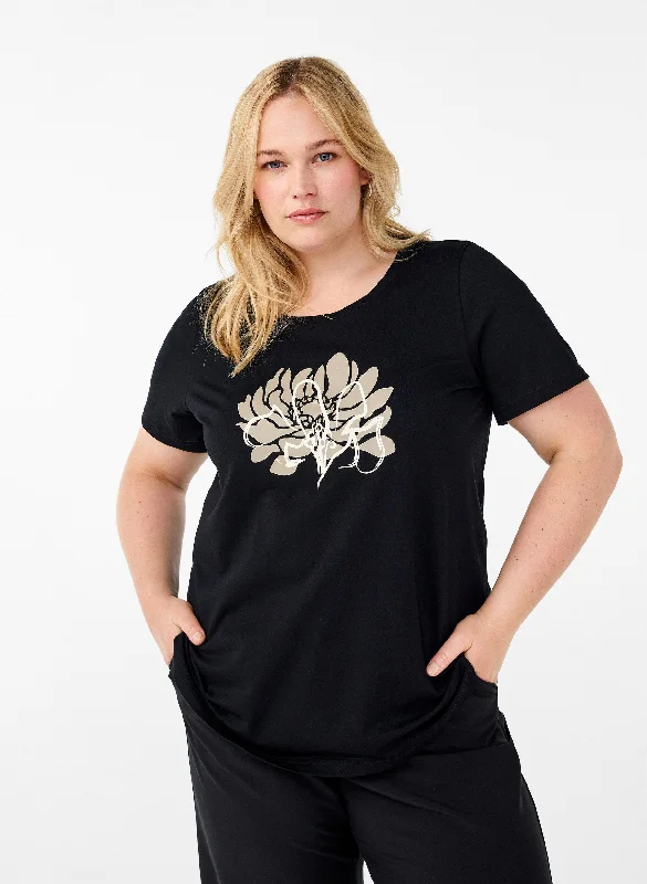 Referral Discount Zizzi Vebba T-Shirt in Black