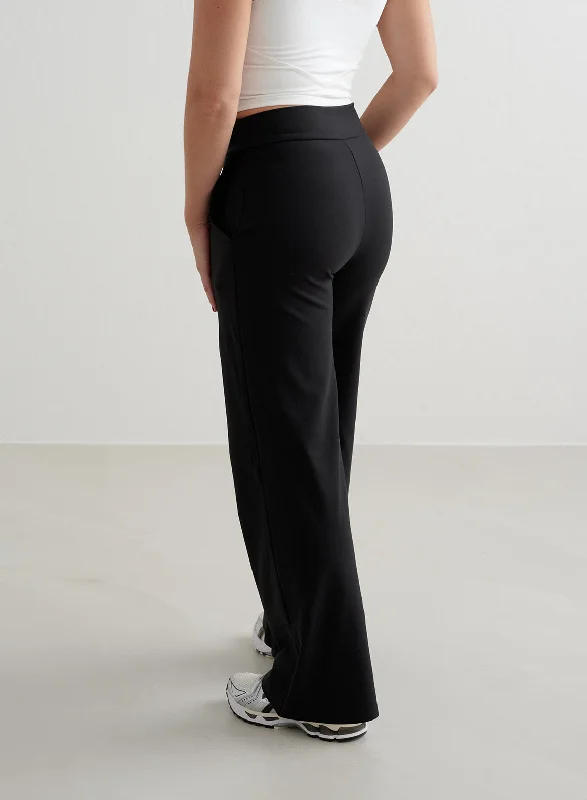 Weekend Discounts to Celebrate Black Sense Wide Petite Pants