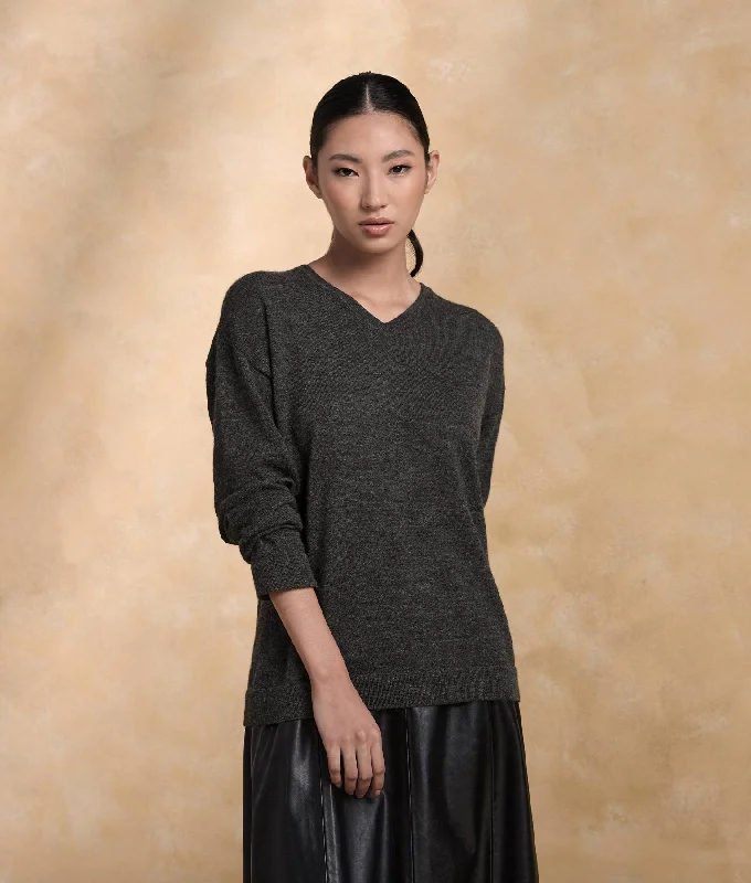 Weekend Savings Bonanza Premium Alpaca Basic Vee Sweater gray
