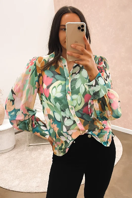 Weekend Savings Spectacle Nicola Shirt Green Floral