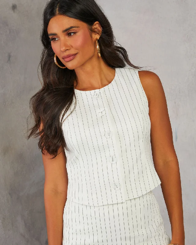 Shop and Save Walk The Line Sleeveless Button Down