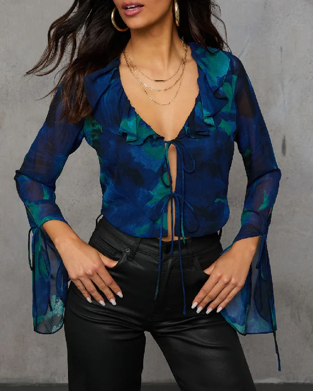 Weekend Shopping Extravaganza Hit The Town Front Tie Ruffle Top