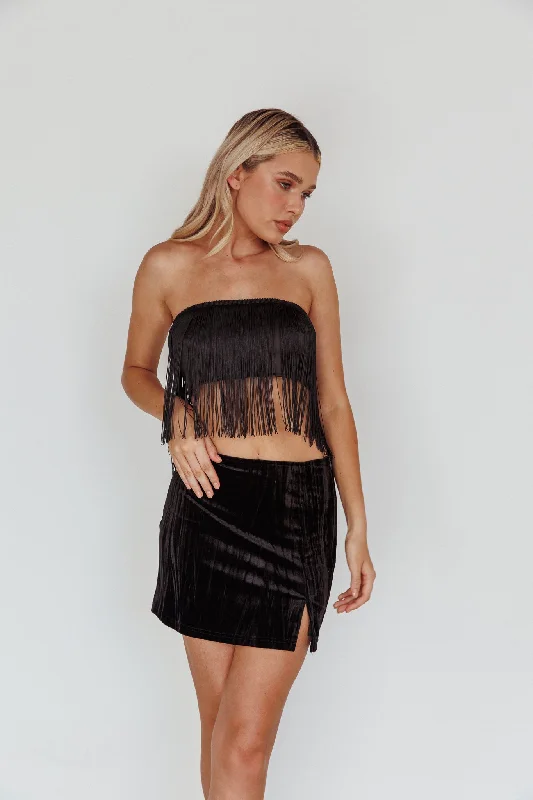 Savings Bonanza Miss Daisy Fringe Crop Top Black