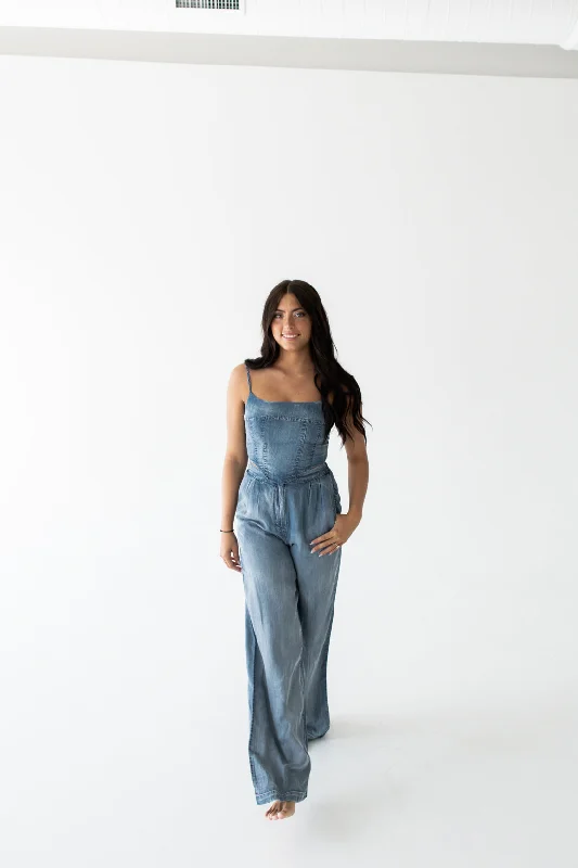 Daily Deals Tiffany High Waisted Pleated Wide Leg Pant | Chambray