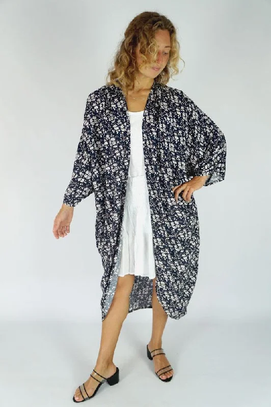Flash Deal Long Cape "Blossom"