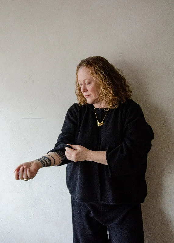 Shop the Weekend Away Recycled Cashmere Sweater | Black