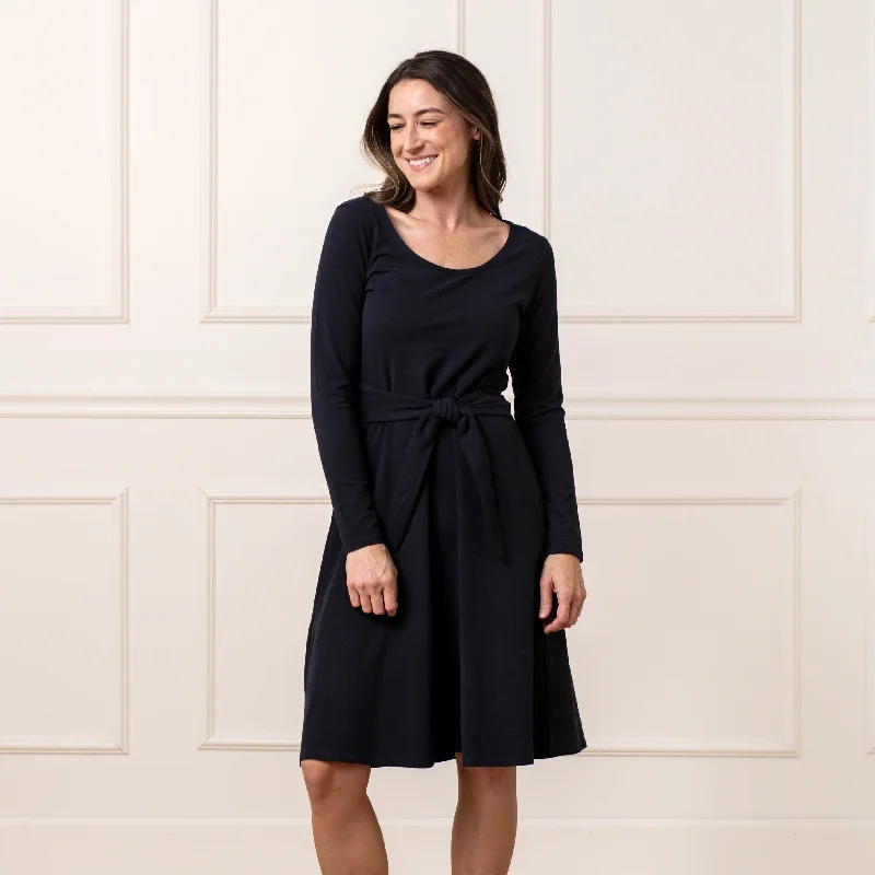 Weekend Bargains to Relish Long Sleeve Tie-Waist Knit Dress