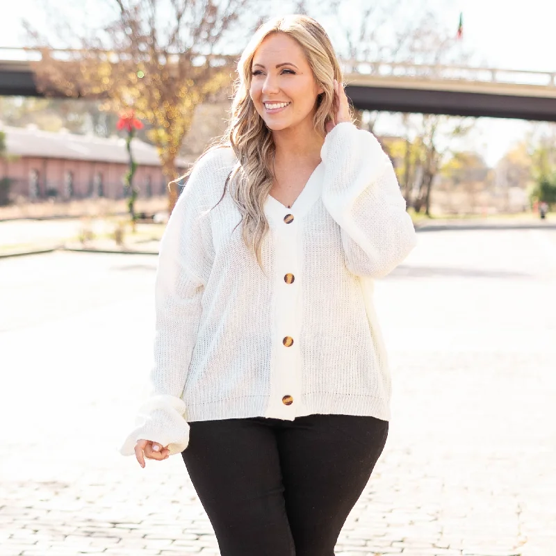 Weekend Savings Fiesta Upstate Destinations Cardigan, White